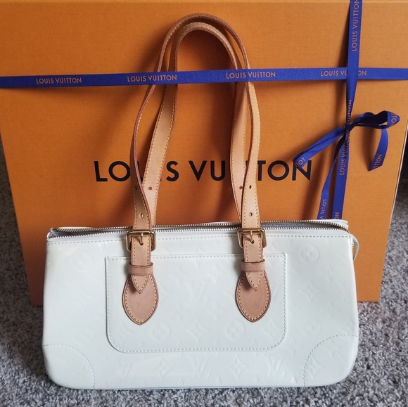 Louis Vuitton Handbags - ⚜CLASSY⚜ Louis Vuitton Rosewood Vernis